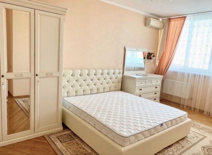 Ґедройця (Тверська) 2 Оренда 4К Квартири Центр Палац Україна - фото 1