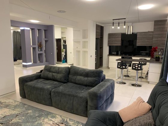 Аренда 3.к. КД Европейский (ЭКСКЛЮЗИВ, КЛЮЧИ) Дніпро