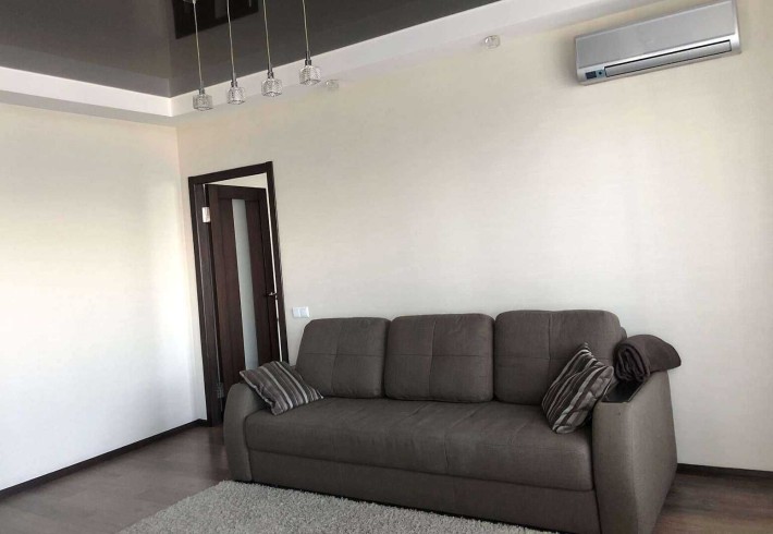 Оренда двокімнатної квартири , вул. Січеславська Набережна 37 - фото 1