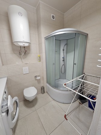 Квартира в Новострое Viktory Hall жм Победа,,лифт работает б/эл-ва - фото 1