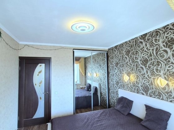 Оренда 3к.кв на Пісках, вул. В. Українця ; Здається вперше Запорожье