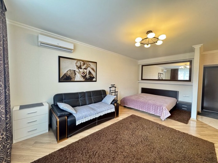 Оренда чудової 1 кімнатної квартири на Поділлі - фото 1