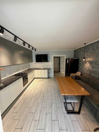 Оренда 3к ЖК Дім на Титова 80 м² газове опалення закрита територія - фото 1