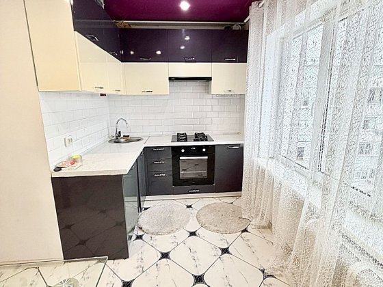 Оренда 3х кімнатної квартири у Дніпровському р-ні(Товариська 60) Запоріжжя