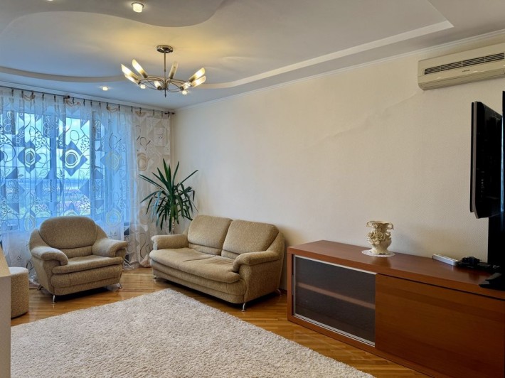 Аренда 2к квартиры на ул. Рабочая 146 - фото 1