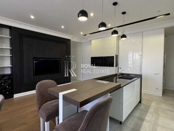 Оренда Квартира 4кім. 130м2 ЖК Престиж Хол Метро Паркінг