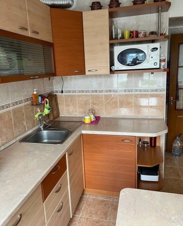 Здається чудова 3 кімната квартира на Андрія Первозванного. - фото 1