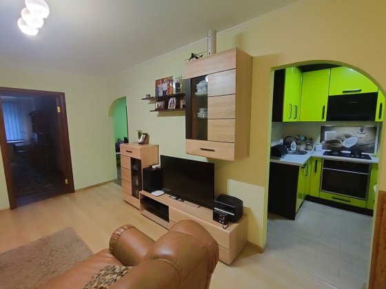 Оренда 3 кімн квартири, район Дендропарку