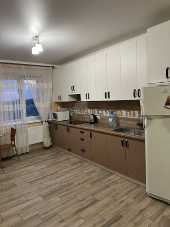 Оренда однокімнатної квартири в новобуді на Вишеньці, вулиця 600річчя - фото 1