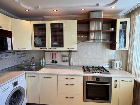 Оренда 3к. квартири на вул. Набережна Перемоги, буд. 96 Дніпро