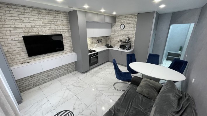 Сдам 3к_75м2 в ЖК Ривер Парк, Набережная, Победа 1 - фото 1