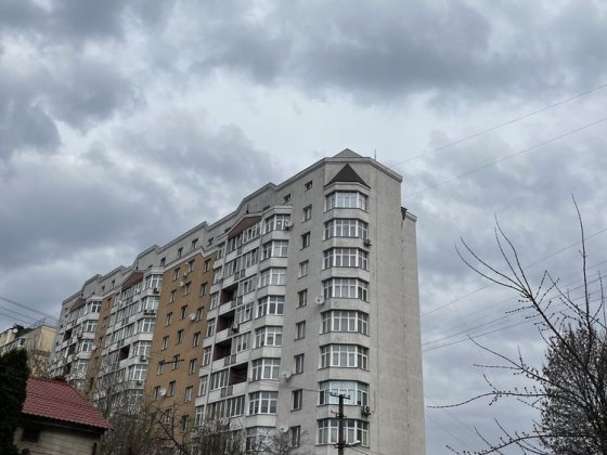 Оренда 3 кім квартири проспект Чорновола(район Під Голоском)