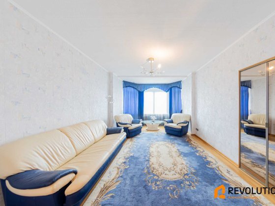 Оренда без % Верховинна 91 трикімнатна квартира м. Житомирська 20хв