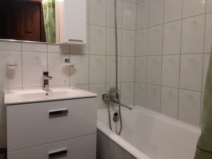 Нивки.Оренда1-к.38м2.Єврорем.Бойлер.WiFi.Метро,12 хвилин пішки - фото 1