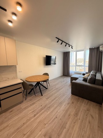 ЖК Варшавський квартал 2, оренда квартири 48кв.м, новий ремонт,Поділ - фото 1