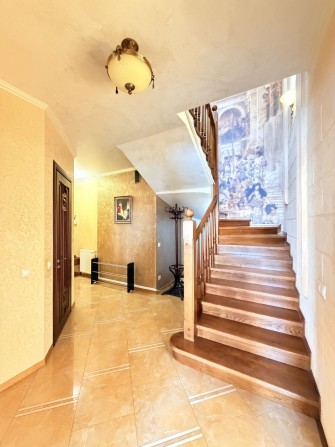 Оренда великої квартири 160 метрів, 7 кімнат, вул. Декарт - фото 1