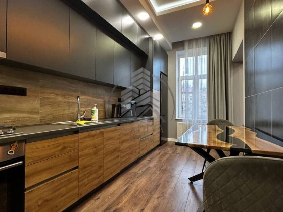 Оренда 2-кімнатної квартири в центрі міста по вул. Франка Львів