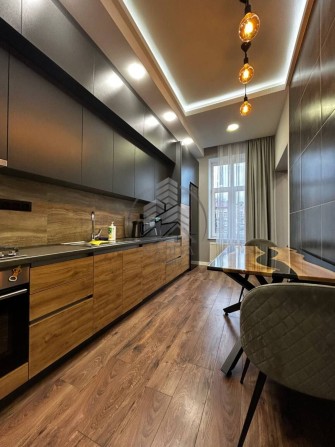 Оренда 2-кімнатної квартири в центрі міста по вул. Франка - фото 1