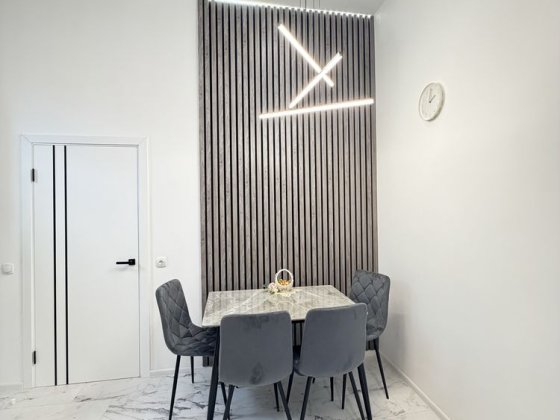 Вул. С. Бандери Перша здача! Квартира вільна. Львів