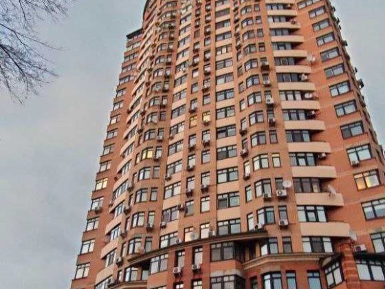 Здам 2к. кв. м.Печерська,  Бульвар Лесі Українки 30 Б. Київ