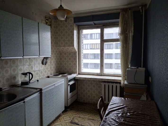 Оренда 2кім Чорновола ( біля базарчику) - фото 1