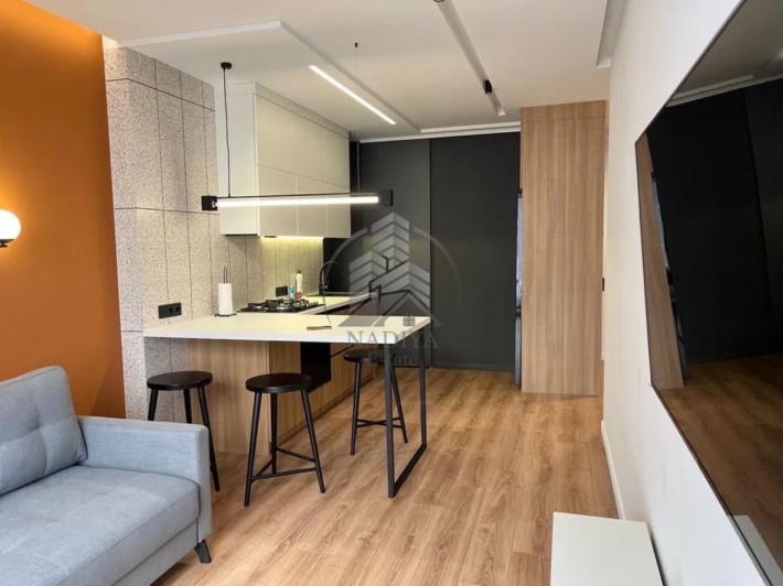 Оренда 1-кімнатної квартири з кухнею-студією у ЖК 'Вільне Місто' - фото 1