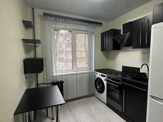 Здам 1к квартиру 1поверх, світло не вимикають Днепр