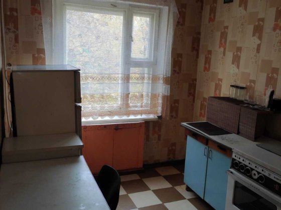 Сдам 2-х .к . ква-тру  пр-скт Богдана Хмельницкого (Героев Сталинграда Днепр