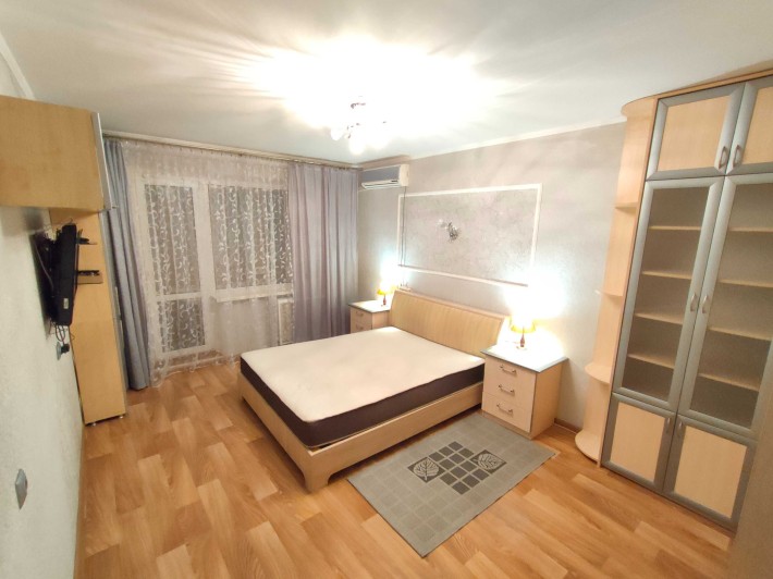 1 к. Соломії Крушильницької 7, м. Позняки 15 хв. - фото 1