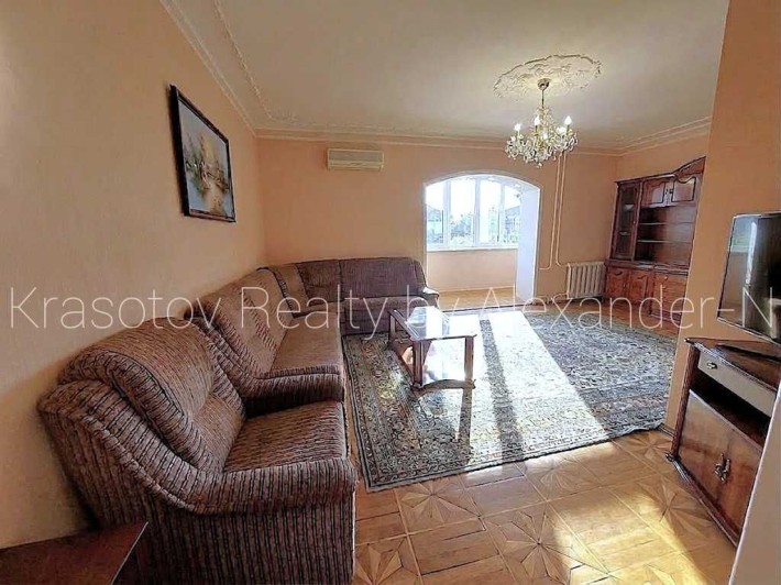 Садиковская: сдам солнечную и теплую 3к квартиру практически в центре! - фото 1