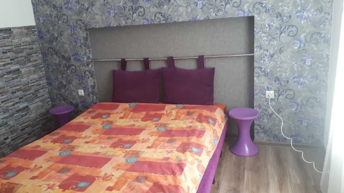 Насипна, 9 Центр міста на 1-3 місяці ,2-х кімнатна - фото 1