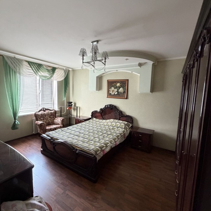 Оренда 3-кімнатної квартири в центрі міста - фото 1