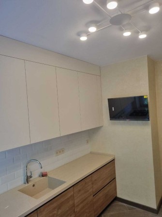 Оренда 2к вул.Героїв Майдану з сучасним ремонтом поруч 2 парки - фото 1