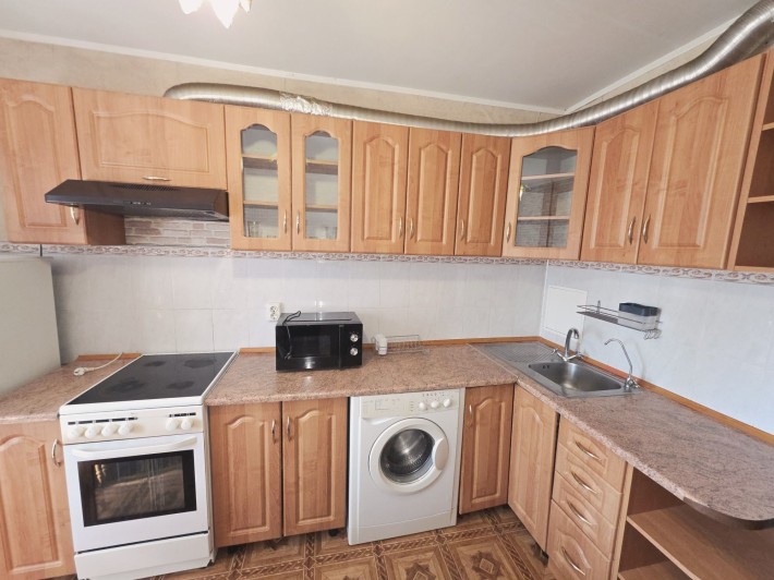 Велика 1 кім, 3 поверх,  Харківське шосе/ Сосницька 21, поряд МегаСіті - фото 1