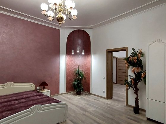 Довгострокова оренда 3х кім. Поповича Львов