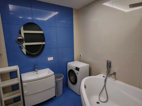 сдам 3-х к кв центр  набережна Сичеславская . Днепр