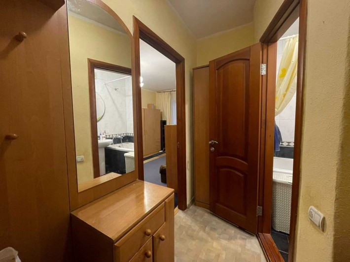 Оренда 2-к квартири біля парку Голосієво - фото 1