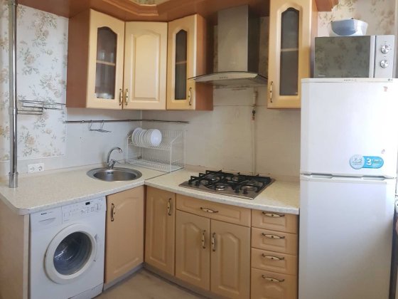 Центр 2-к розд Берестейський пр-т Галицька площа Вокзальна Університет Киев