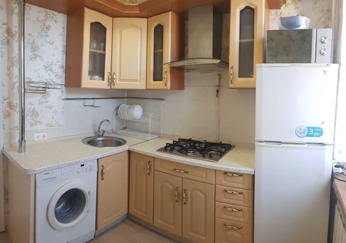 Центр 2-к розд Берестейський пр-т Галицька площа Вокзальна Університет - фото 1