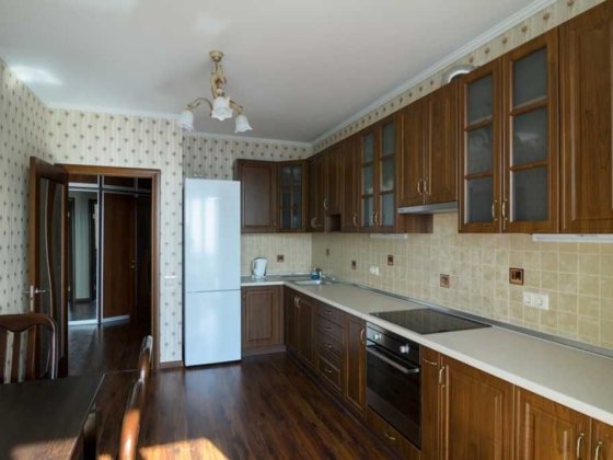 Сдам 1-к квартиру в непосредственной близости к м."Осокорки"