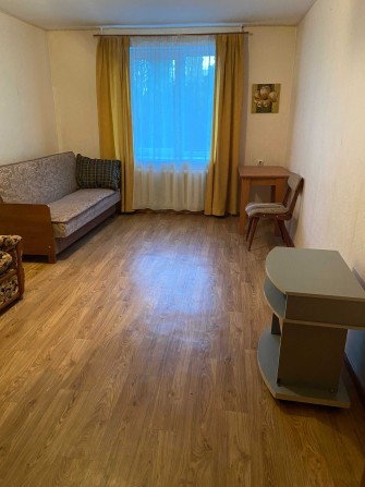 Сдам от хозяина в долгоср. аренду 1 к.кв. c гостиной на пос.Котовского - фото 1