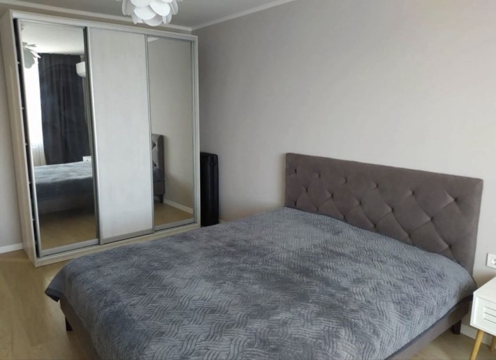 АРЕНДА 1-ком квартира возле ЦЕНТРА с евроремонтом - фото 1