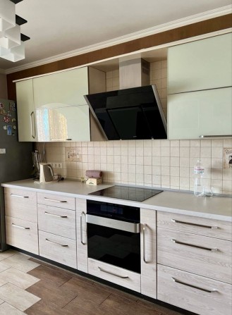 Сдам долгосрочно квартиру в центре на Мечникова ЖК Два платана - фото 1