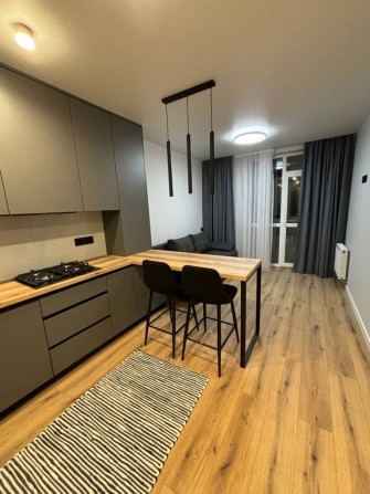 оренда  Стрийська 1км і кухня студія - фото 1