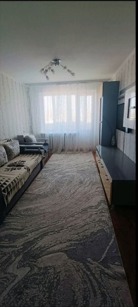 Здаю 3 к. кв. вул. Космонавтів, зуп. Бар Янтарний - фото 1