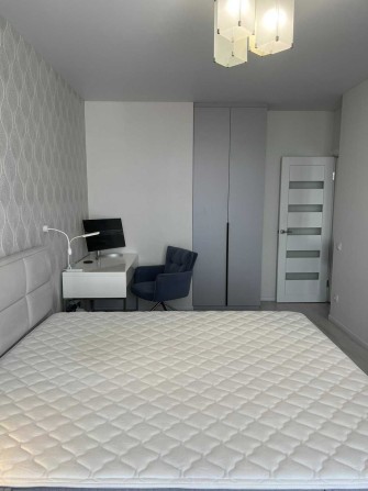 Оренда двохкімнатна квартира-студія у ЖК Парус Park - фото 1