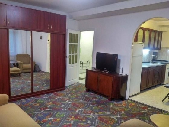 Трьохкімнатна квартира на пр Берестейськом ,метро.  Политех Киев