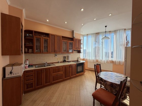 ЖК Митець Коновальца 32г оренда 2 окремі кімнати 2 санвузли Київ