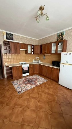 Сдам  двухкомнатную квартиру на ул. Среднефонтанской, 19б - фото 1