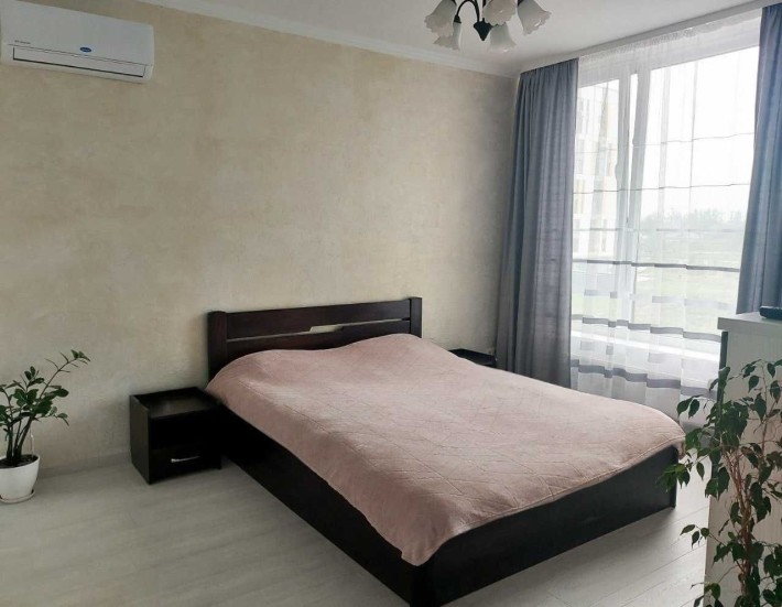 Оренда 1-к квартири в новобудові на вул. Зелена - фото 1